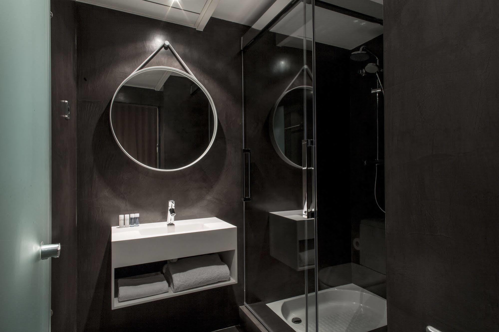 อพาร์ตโฮเทล อายาดา 3* Aparthotel บาร์เซโลนา ภายนอก รูปภาพ