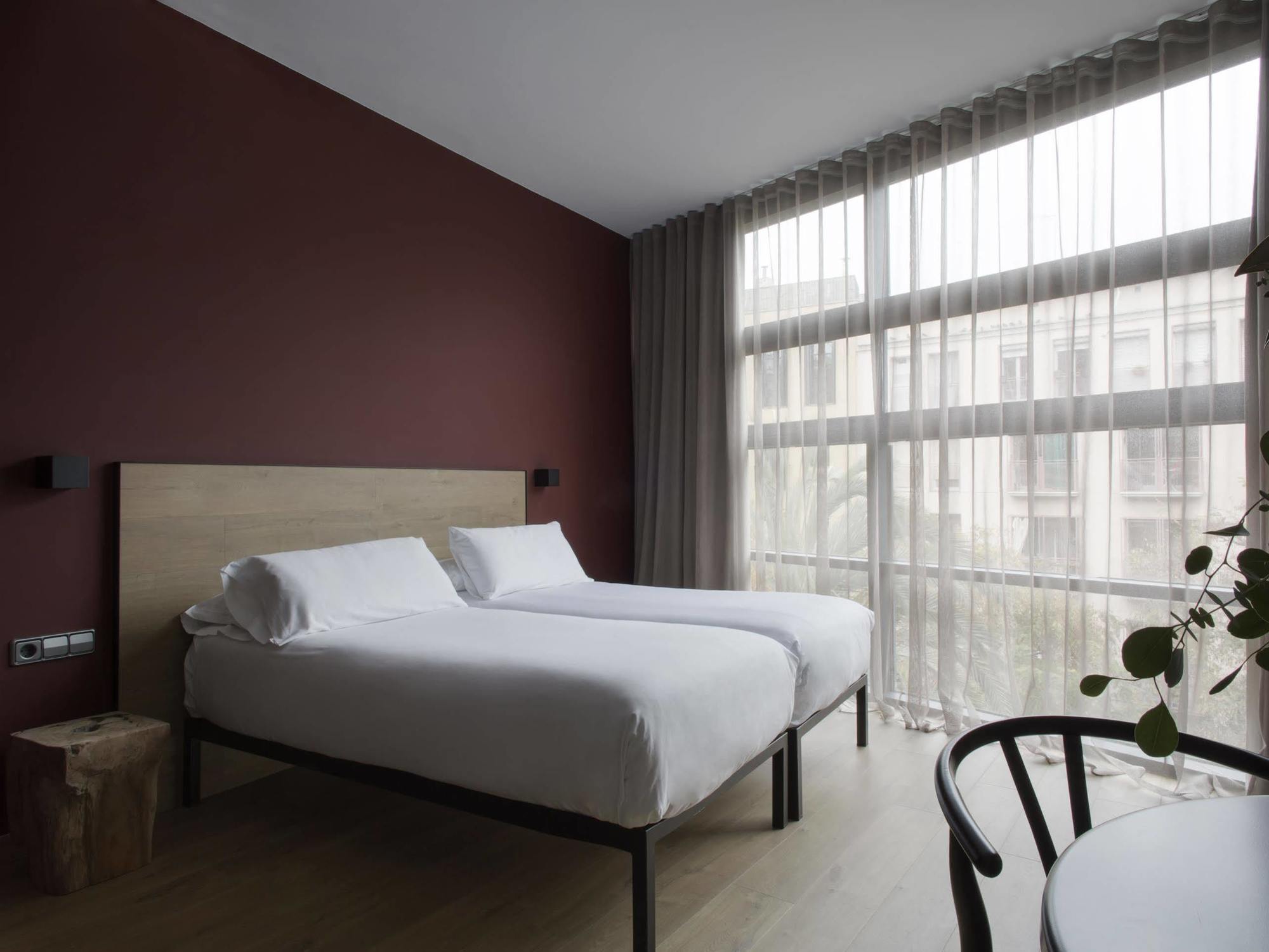 อพาร์ตโฮเทล อายาดา 3* Aparthotel บาร์เซโลนา ภายนอก รูปภาพ
